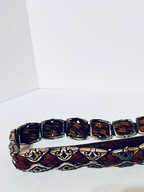 BRIGHTON WOMENS BELT 'S” WOVEN LEATHER SILVER FLEUR DE LIS